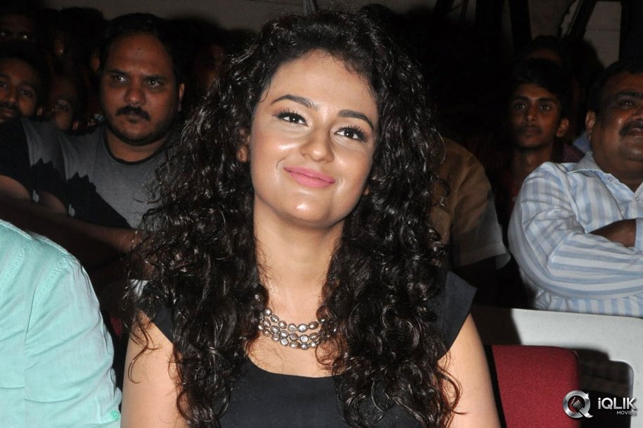 Seerat-Kapoor-at-Run-Raja-Run-Movie-Audio-Launch